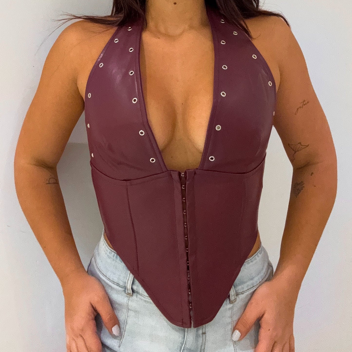 CARRIE TOP