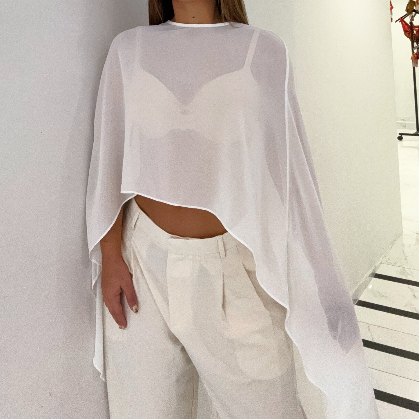 LAYER CAPE TOP