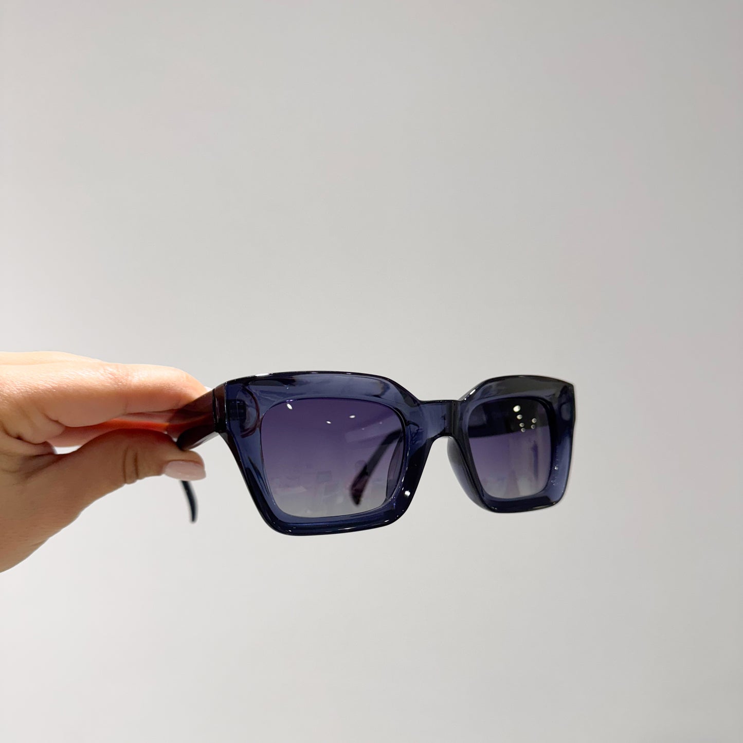 POLARIZED SUNGLASSES