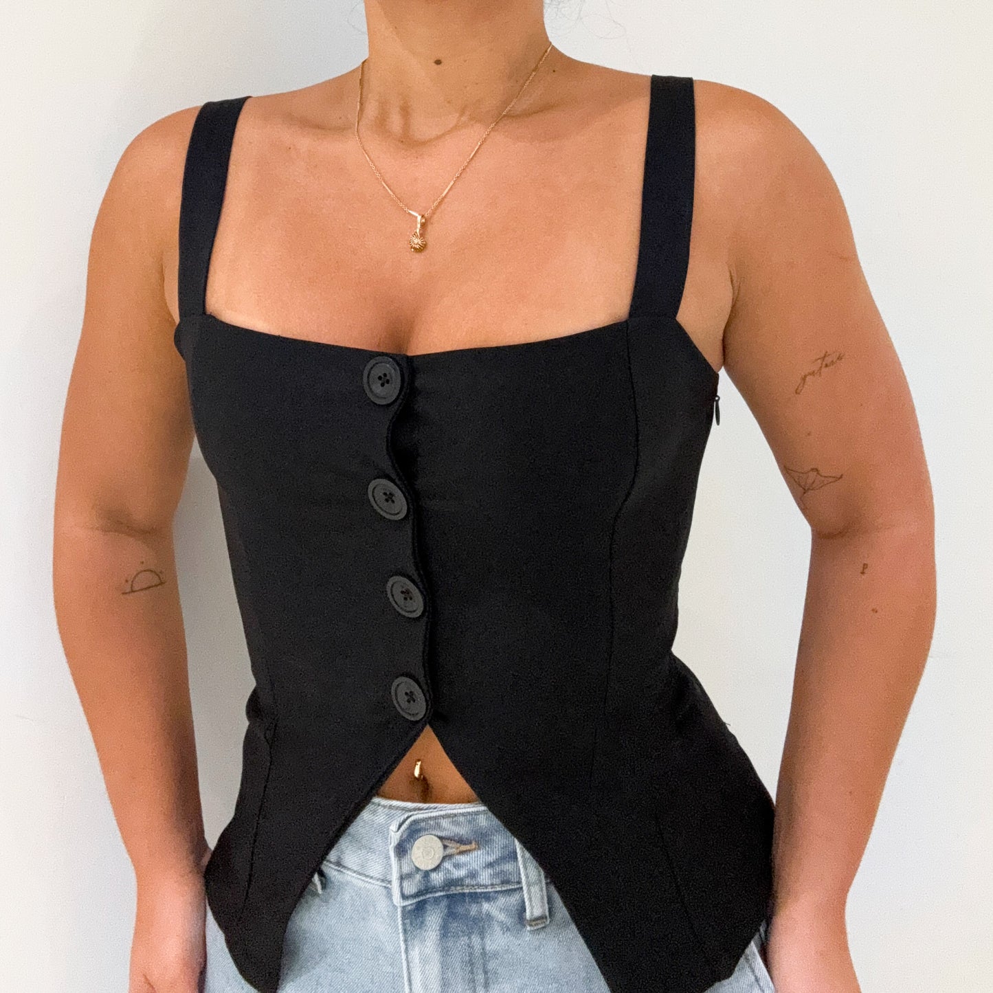 SQUARE VEST TOP
