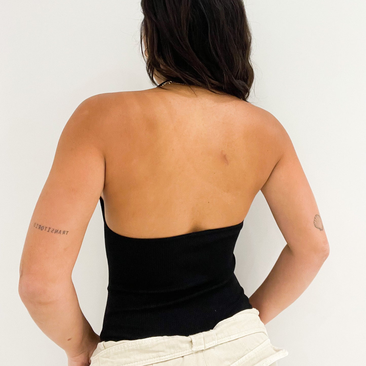 HALTER IZAN BODYSUIT