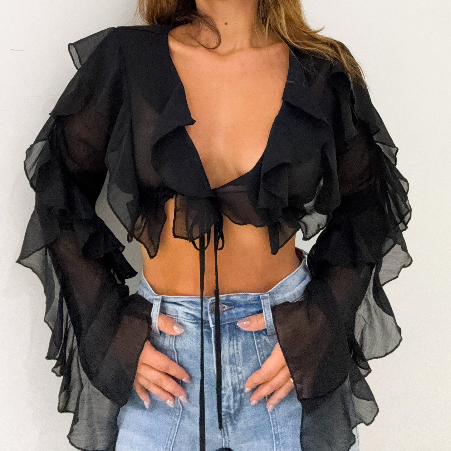 ZYRA RUFFLE TOP