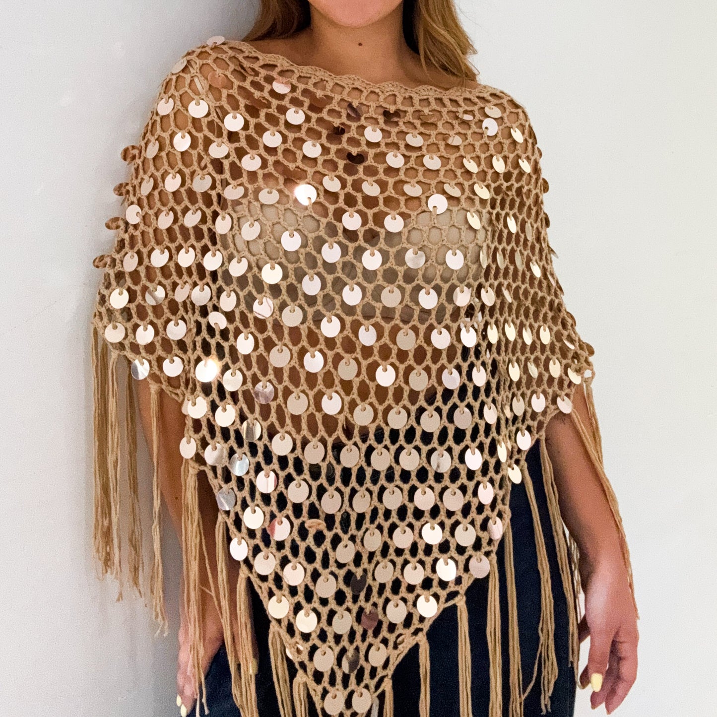 FRINGE PONCHO TOP