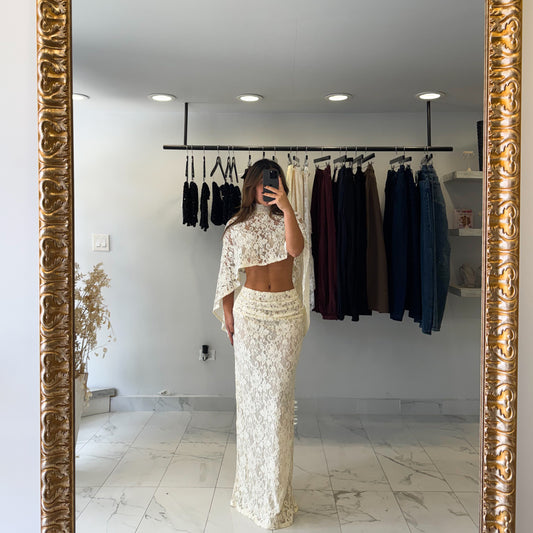 THE LACE EDIT SET