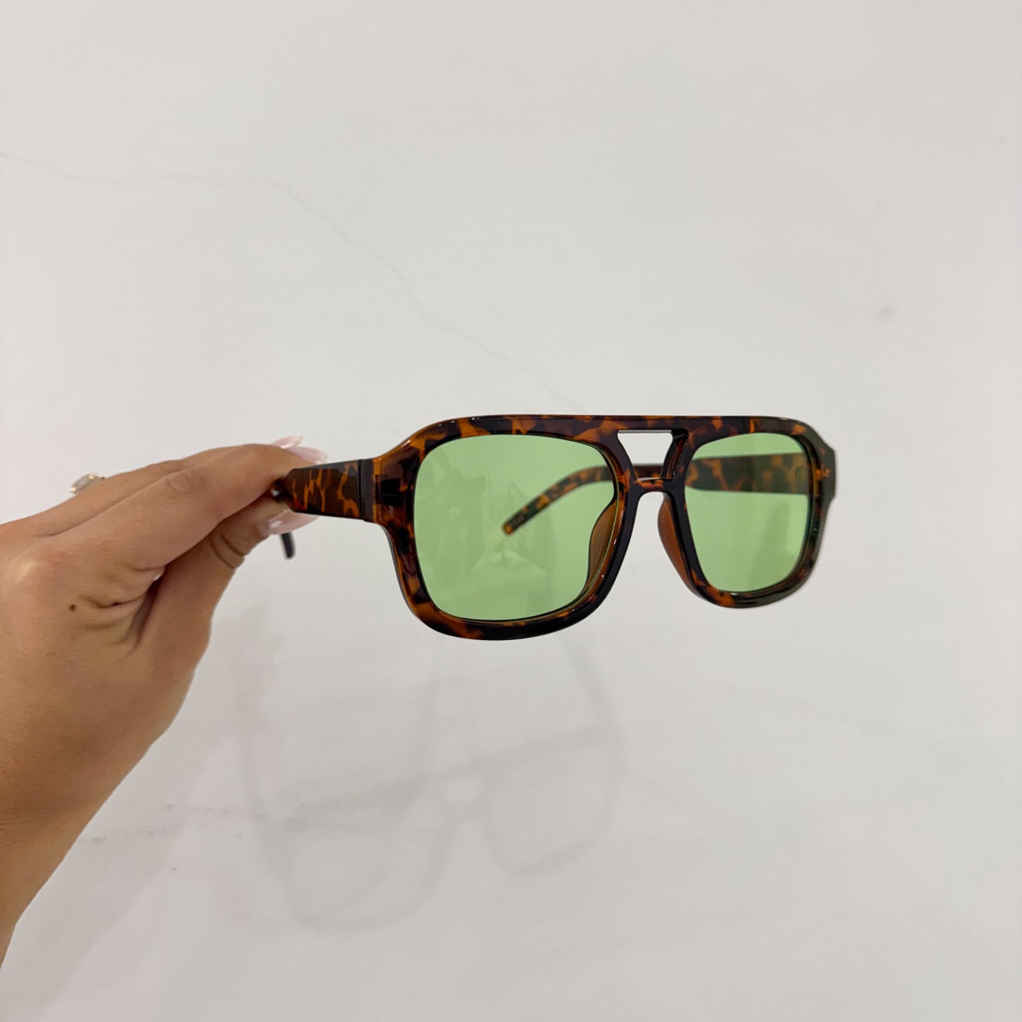 RETRO SUNGLASSES