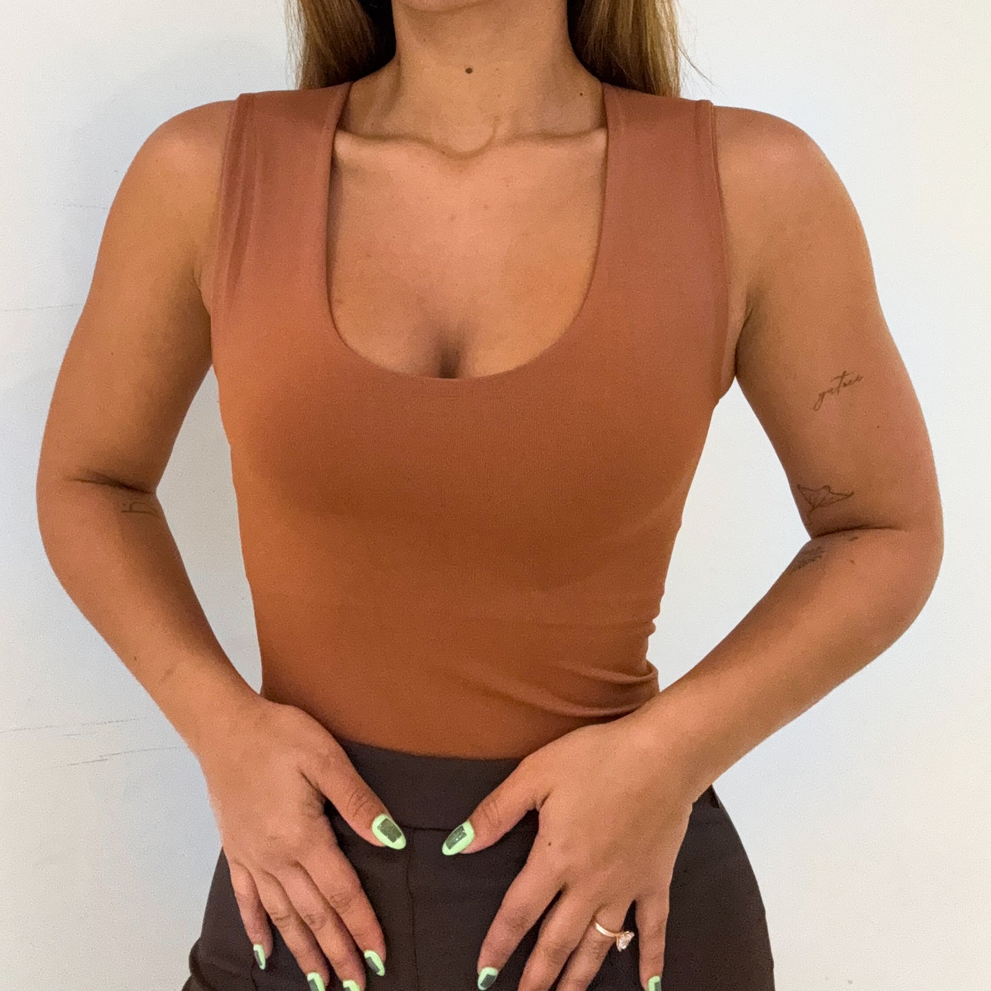 U WIDE BASIC TOP