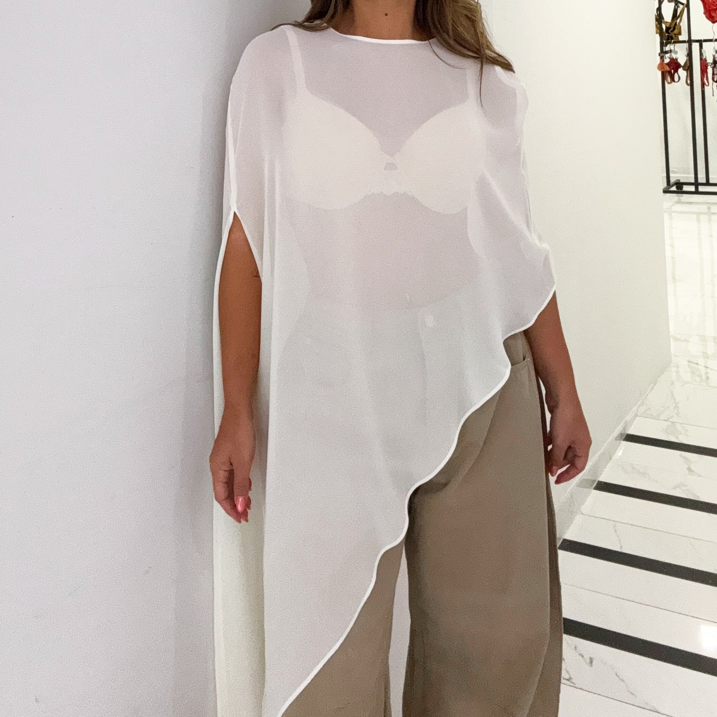 CAPE LAYER TOP