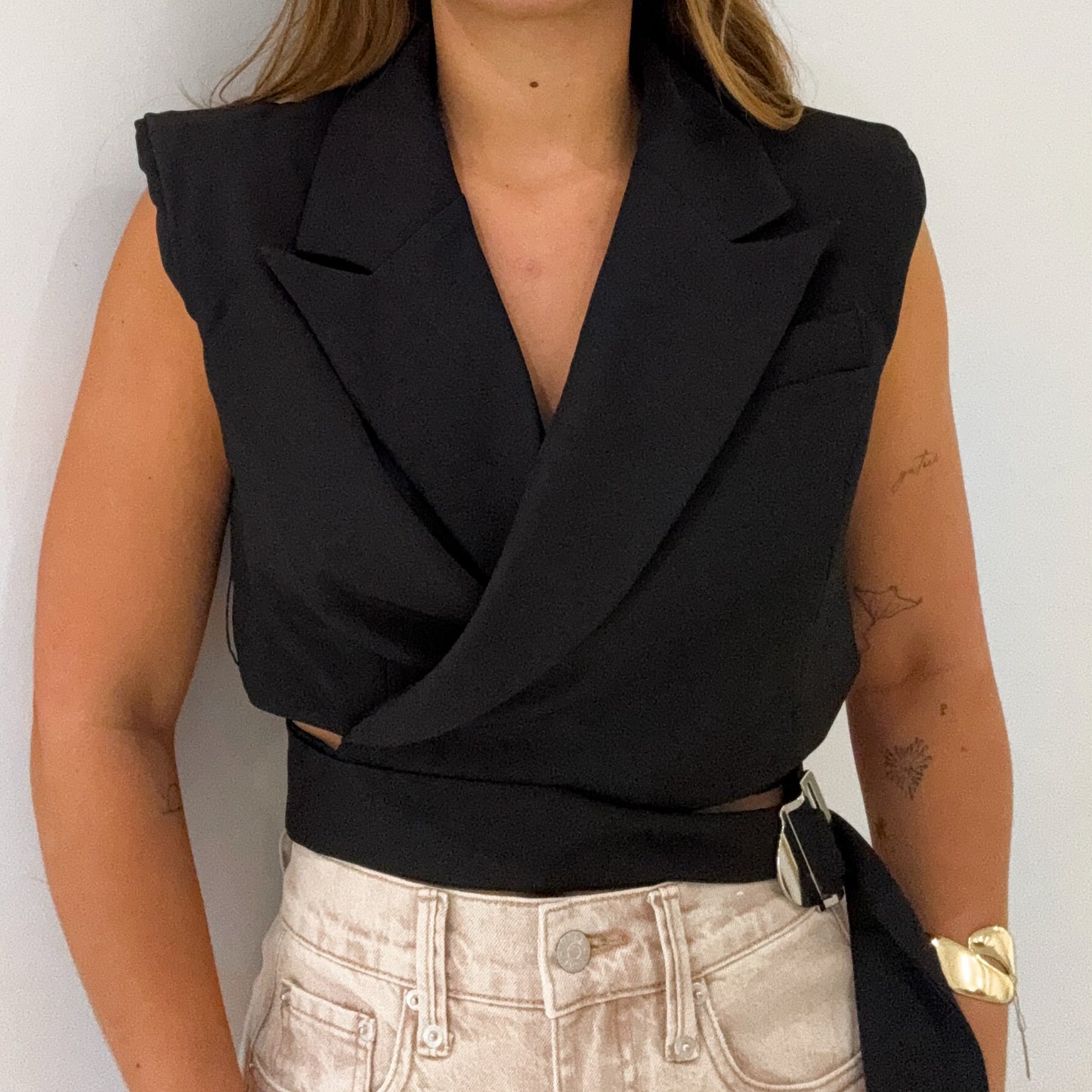 WRAP CROP VEST