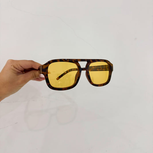 RETRO SUNGLASSES