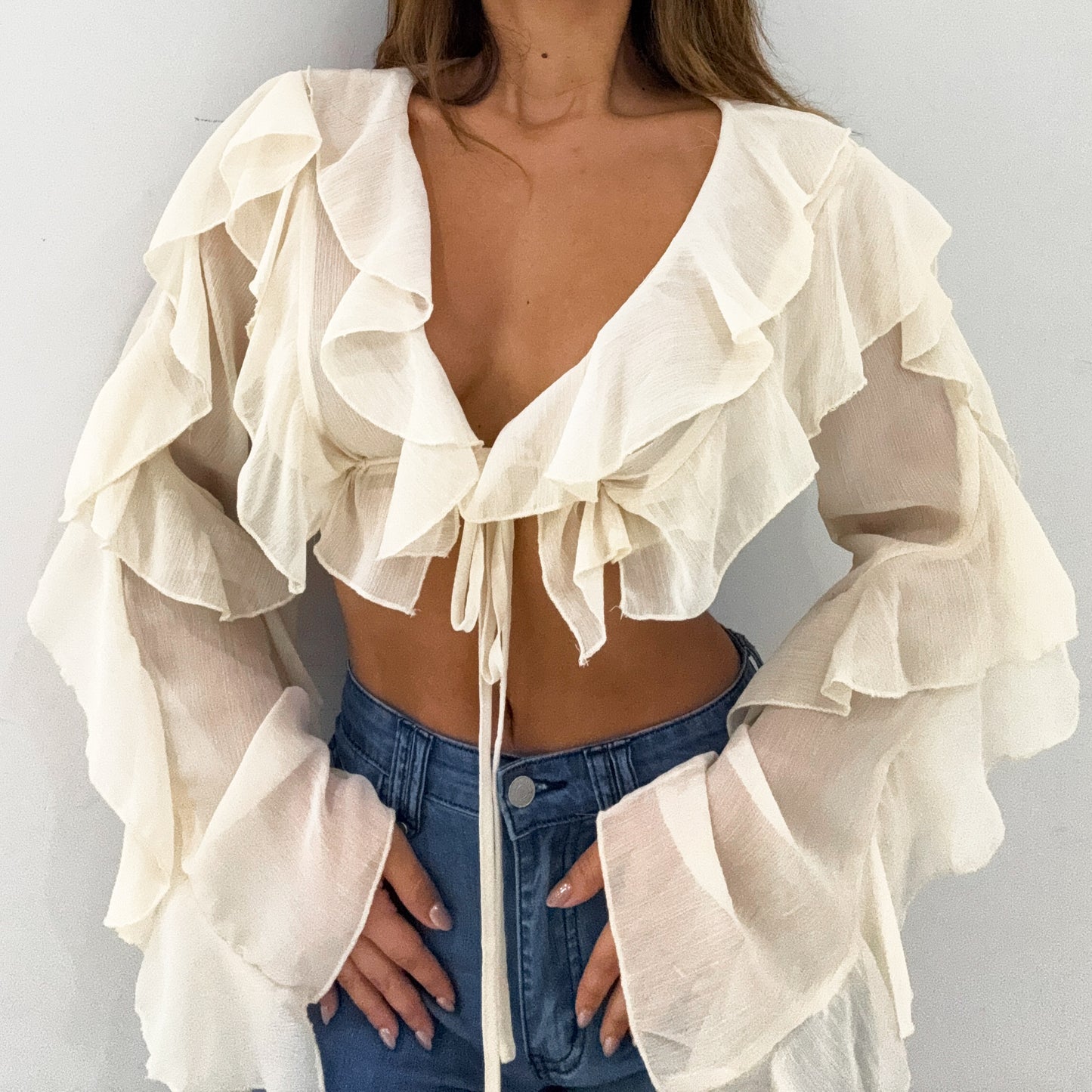 ZYRA RUFFLE TOP