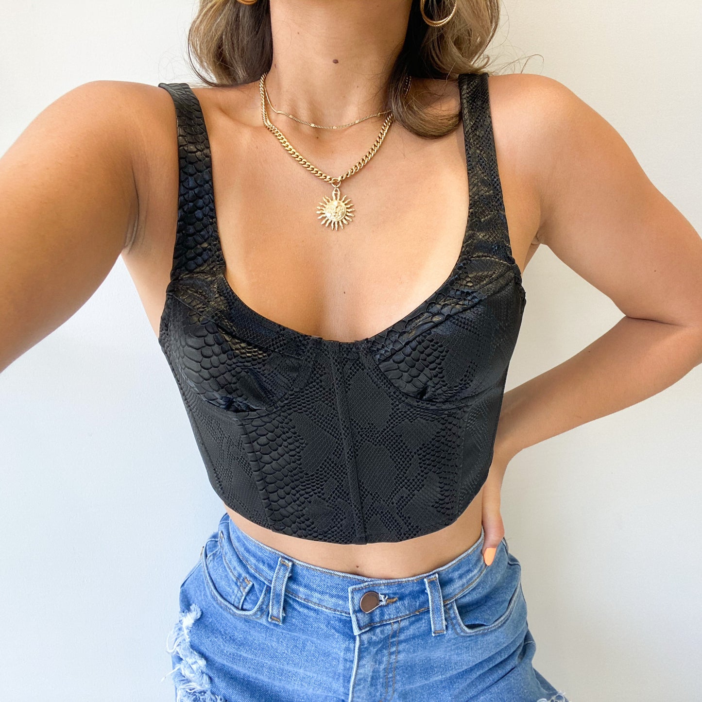 LEATHER BLK TOP