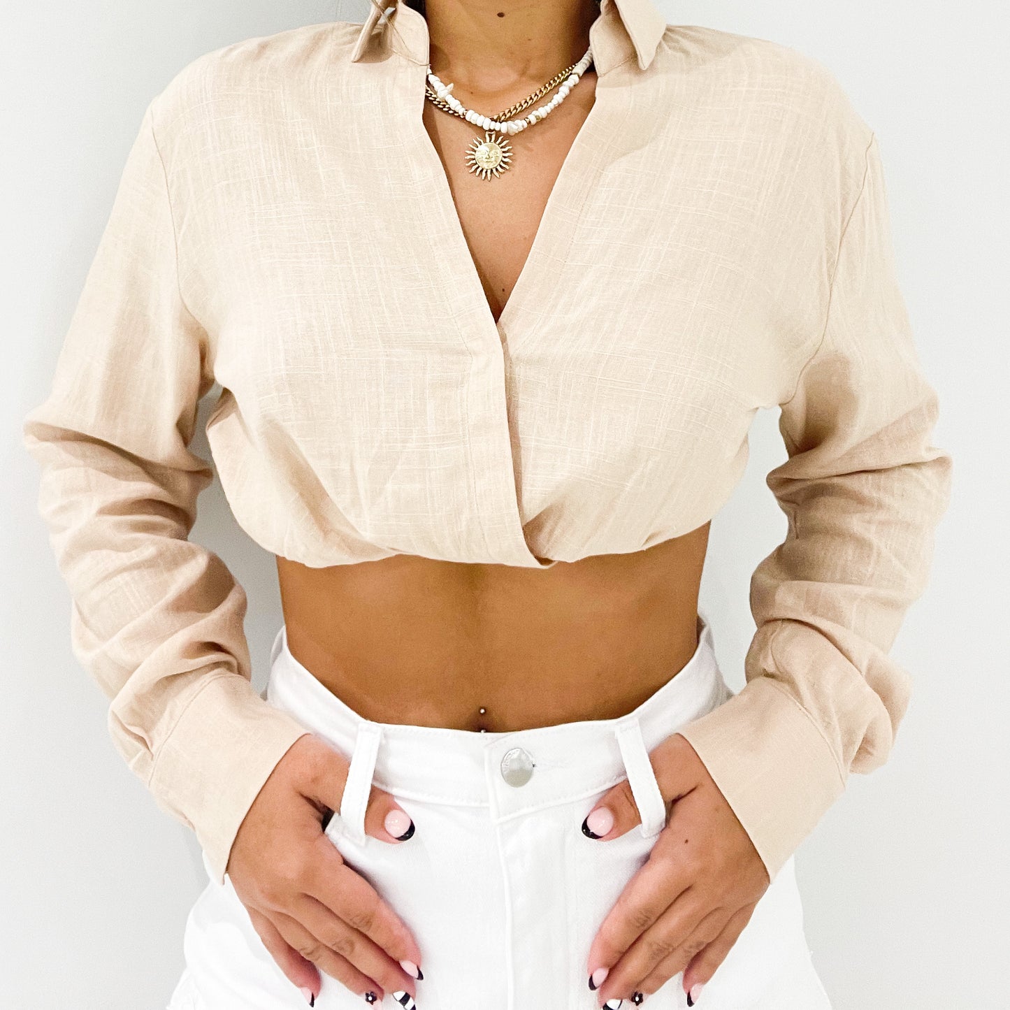NELSY TAUPE CROP TOP