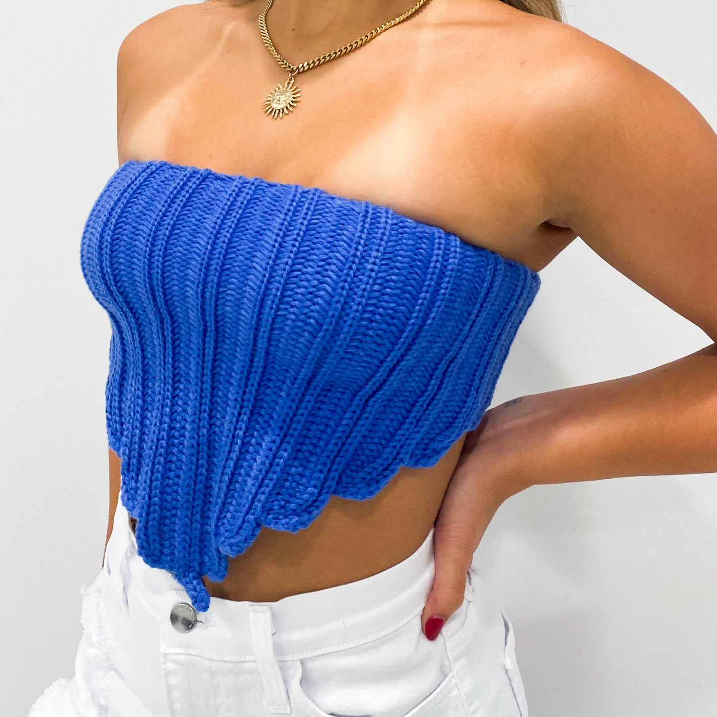 CROCHET V TOP